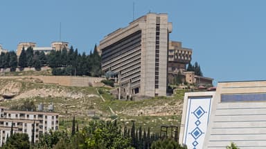 Pahlavi University (today: Shiraz University)