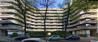 Apartment Complex Uhlandstraße