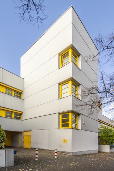 House of the Family (today: Family Center)