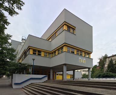 House of the Family (today: Family Center)