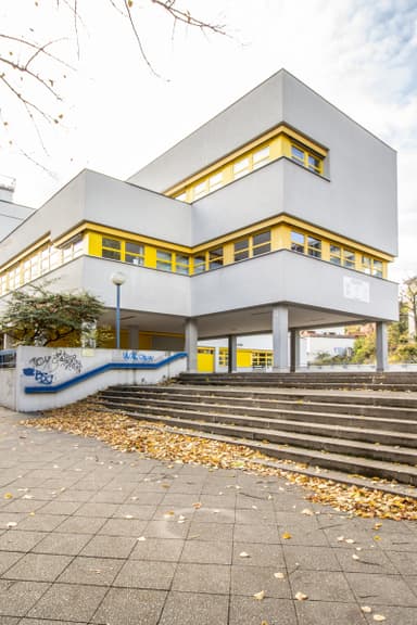 House of the Family (today: Family Center)