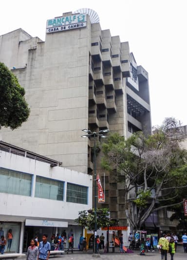 Edificio Banco Metropolitano Sabana Grande