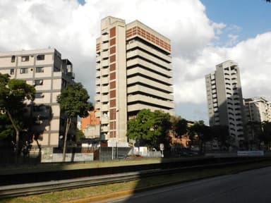 Centro Comercial Los Cedros (The Cedars Shopping Mall)