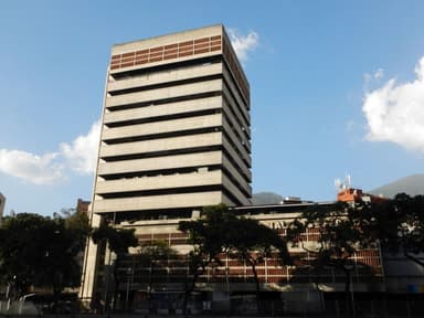 Centro Comercial Los Cedros (The Cedars Shopping Mall)