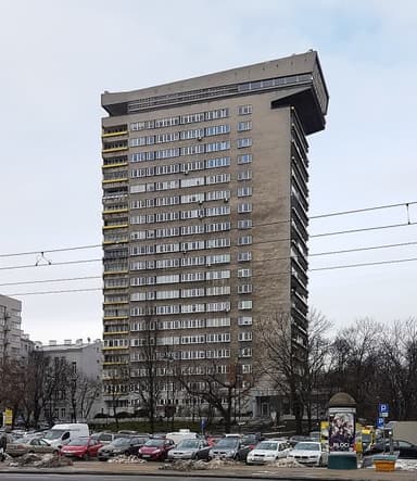 Młotek Building