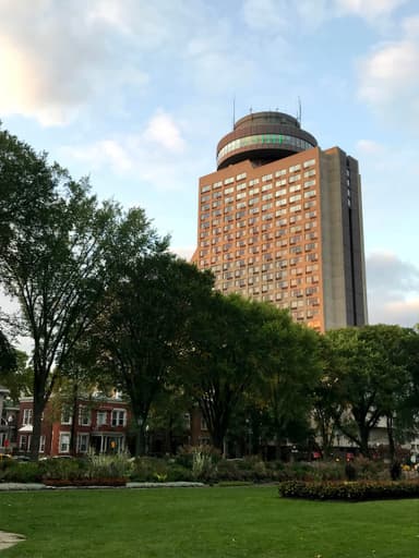 Hôtel Le Concorde Québec