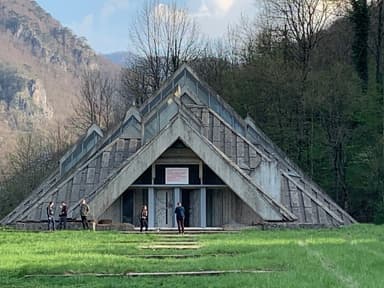 Spomen-Dom Museum (Memorial House)