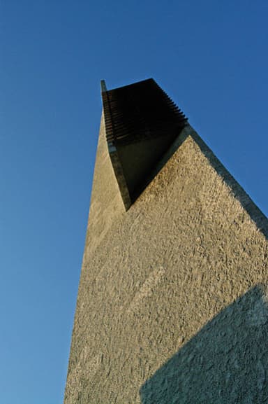 Paul-Gerhardt Church and Community Center