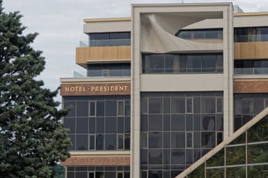 Hotel President