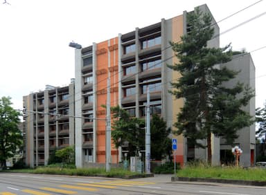 Vocational School (Berufsschule für Detailhandel Zürich)