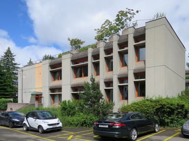 Vocational School (Berufsschule für Detailhandel Zürich)