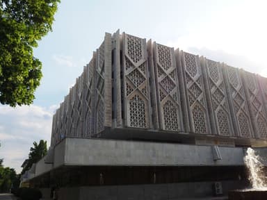Lenin Museum (today: Uzbekistan State Museum of History)