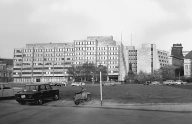 Volkspolizei Kreisamt, Extension Building