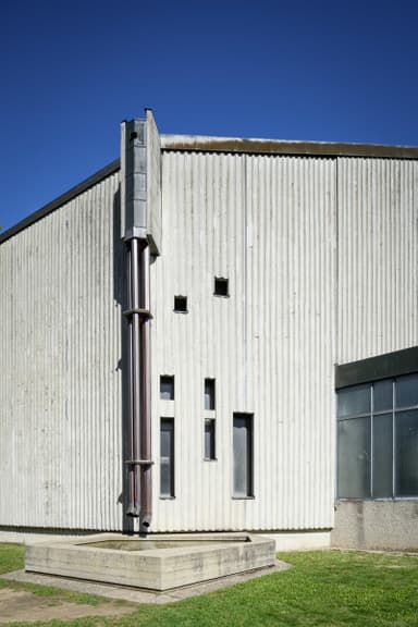 Catholic Mary, Queen of Peace Church