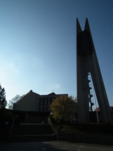 Catholic Mary, Queen of Peace Church