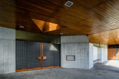 Catholic Mary, Queen of Peace Church