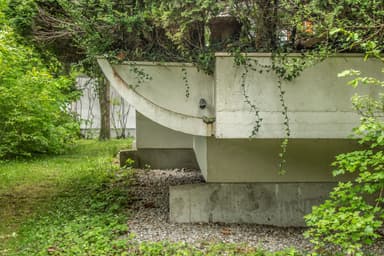 Terrace House Settlement