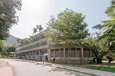 Elisabeth Luce Moore Library