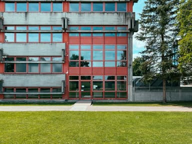 Primary and Secondary School (Grund- und Mittelschule Legau)